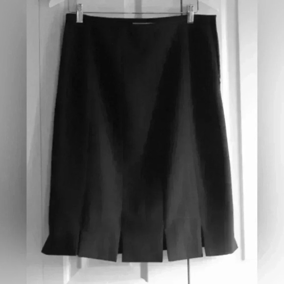 Kasper Dresses & Skirts - 🎁✅Black Pencil Skirt  with a Split Hemline